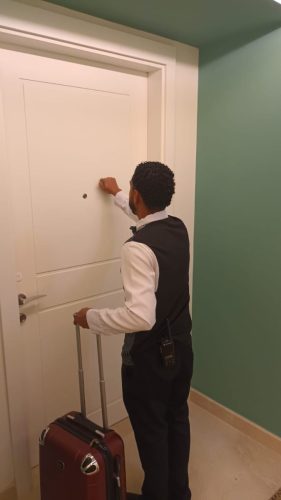 Formacion-Mayordomo-de-Hotel-Aruba-2025-02