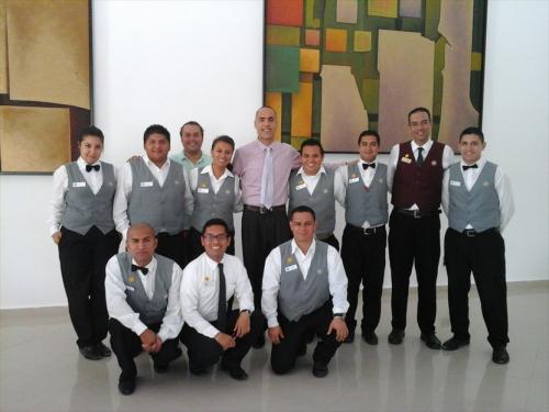 Hotel-Butler-Training-Course-in-Bahia-Principe-Hotels-in-Rivera-Maya-6-2015-01