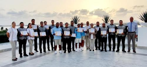 Hotel-Le-Blanc-Spa-Cancun-Mexico-02