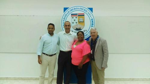 Universidad-Iberoamericana-UNIBE-recinto-Punta-Cana-Rep-Dominicana-Nov-2017-01